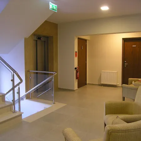 Livadia 3*