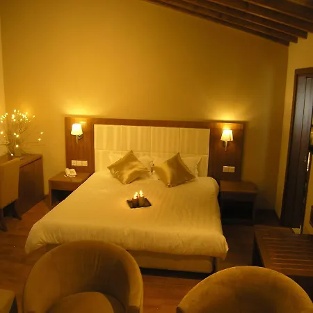 Livadia 3*