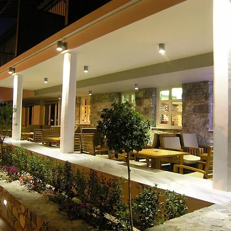 Livadia 3* Kyperounda