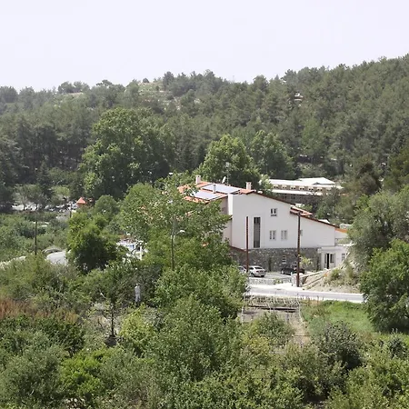 Livadia 3* Kyperounda