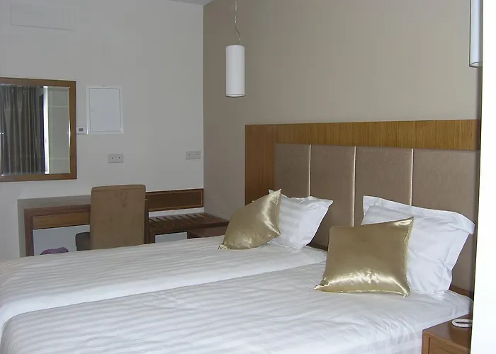 Hotell Livadia Kyperounda