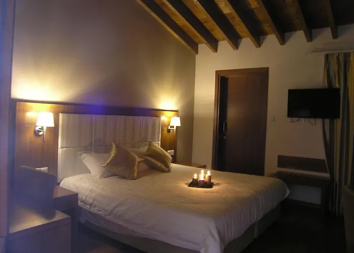 Livadia Hotell Kyperounda